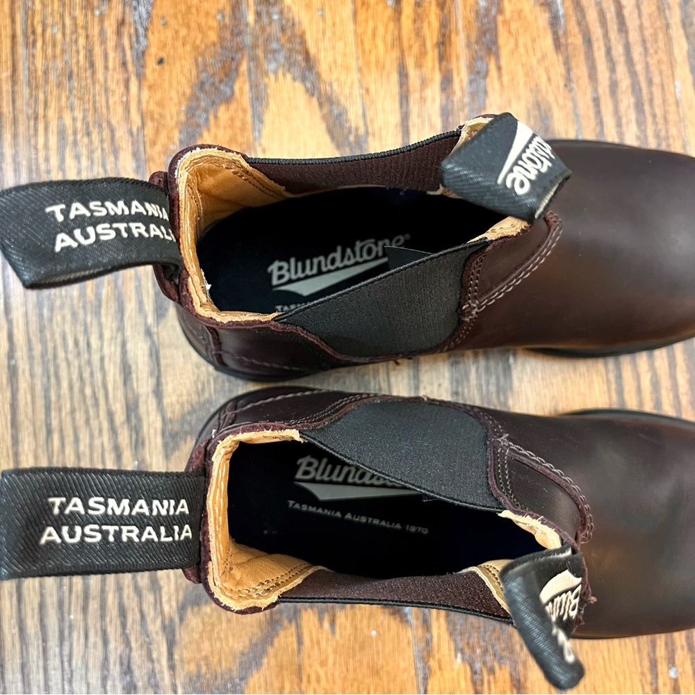 Blundstone dark brown oxblood leather Chelsea boots - Picture 4 of 9